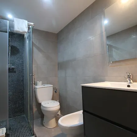דירה Apartamento Residencial Sama סאלו